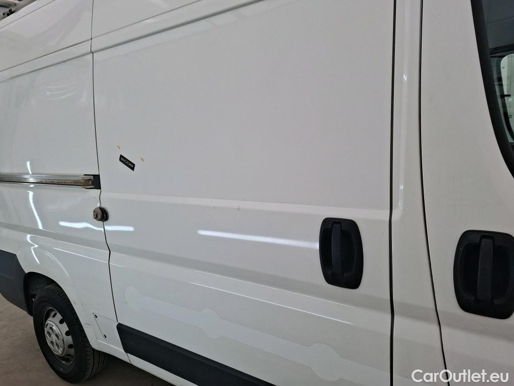  Citroen  Jumper CITROEN  / 2014 / 4P / Fourgon tôlé 33 L2H2 BlueHDi 120 S&S BVM6 Club #24