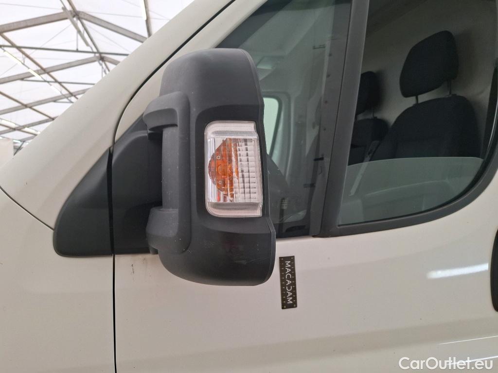  Citroen  Jumper CITROEN  / 2014 / 4P / Fourgon tôlé 33 L2H2 BlueHDi 120 S&S BVM6 Club #49