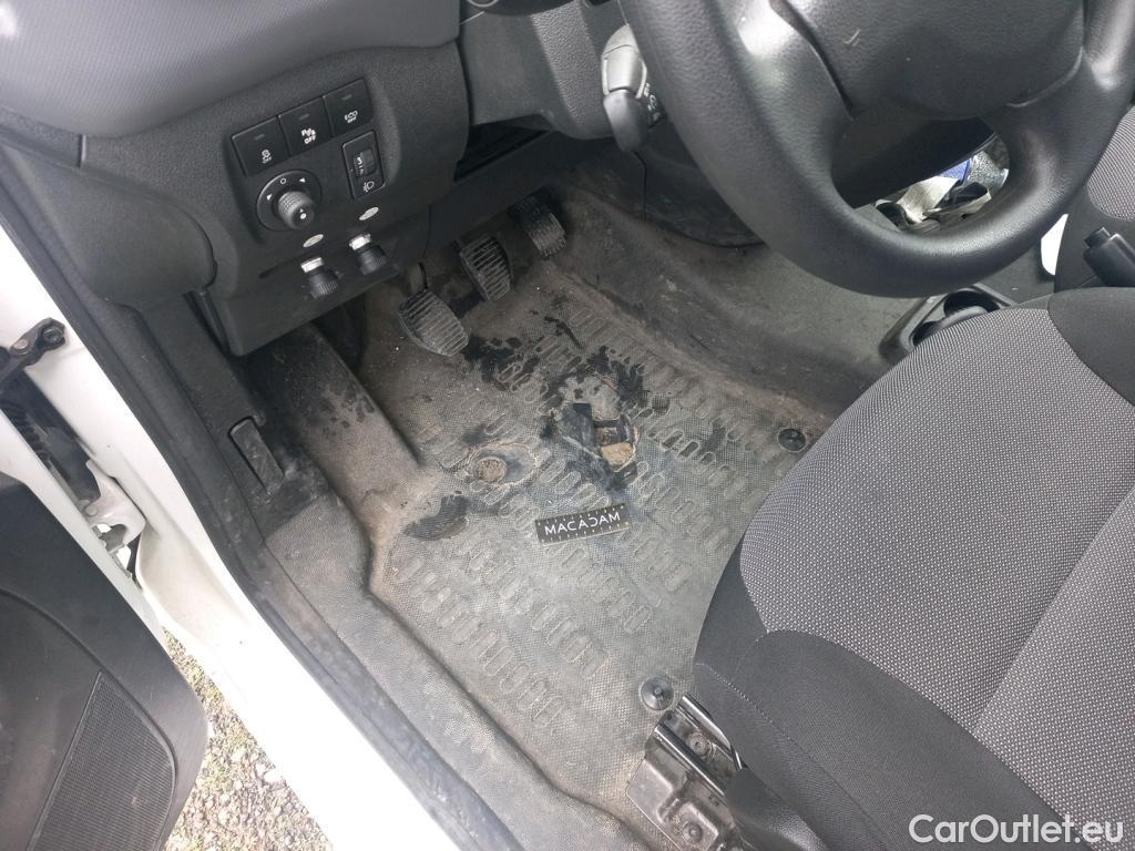  Citroen  Berlingo  Fourgon Business L1 (Court) 1.6 BlueHDi 100CV BVM5 E6 #1
