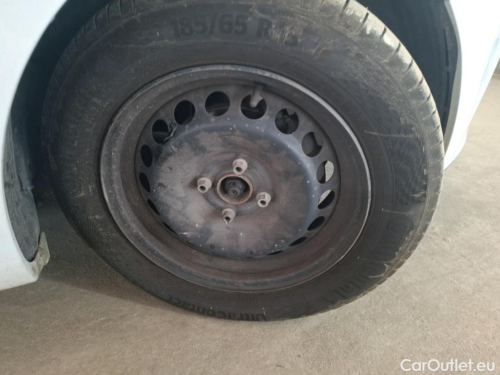  Renault  Clio  IV Air MediaNav 1.5 dCi 75CV BVM5 E6 #38