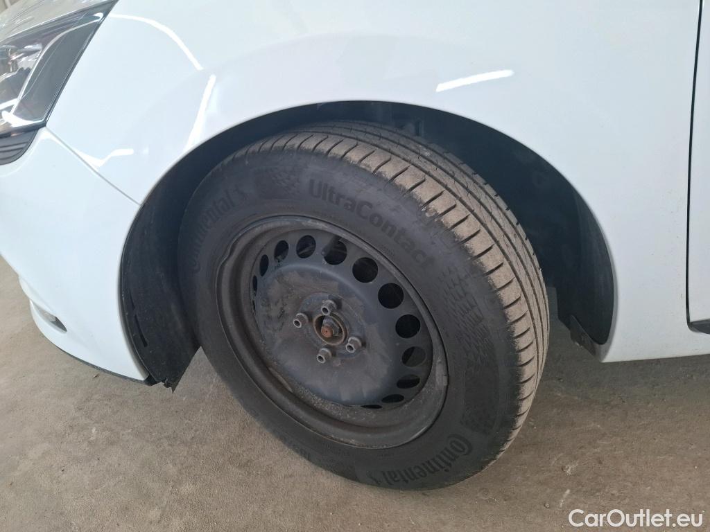  Renault  Clio  IV Air MediaNav 1.5 dCi 75CV BVM5 E6 #28