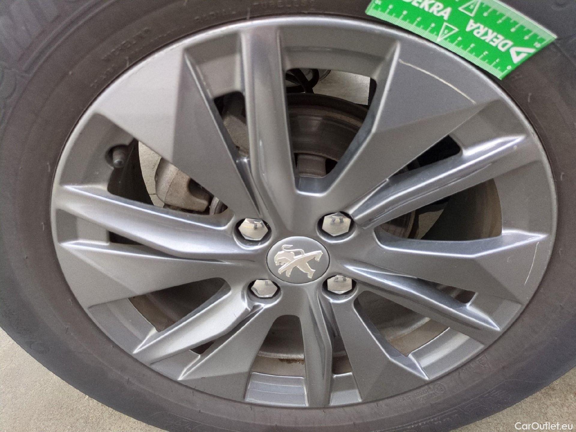  Peugeot  2008  Active Business 1.2 PureTech 130CV BVM6 E6d #10