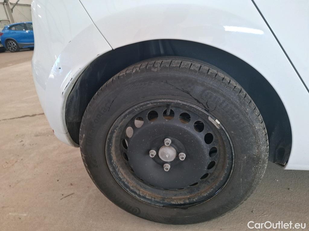  Renault  Clio  IV Air MediaNav 1.5 dCi 75CV BVM5 E6 #34
