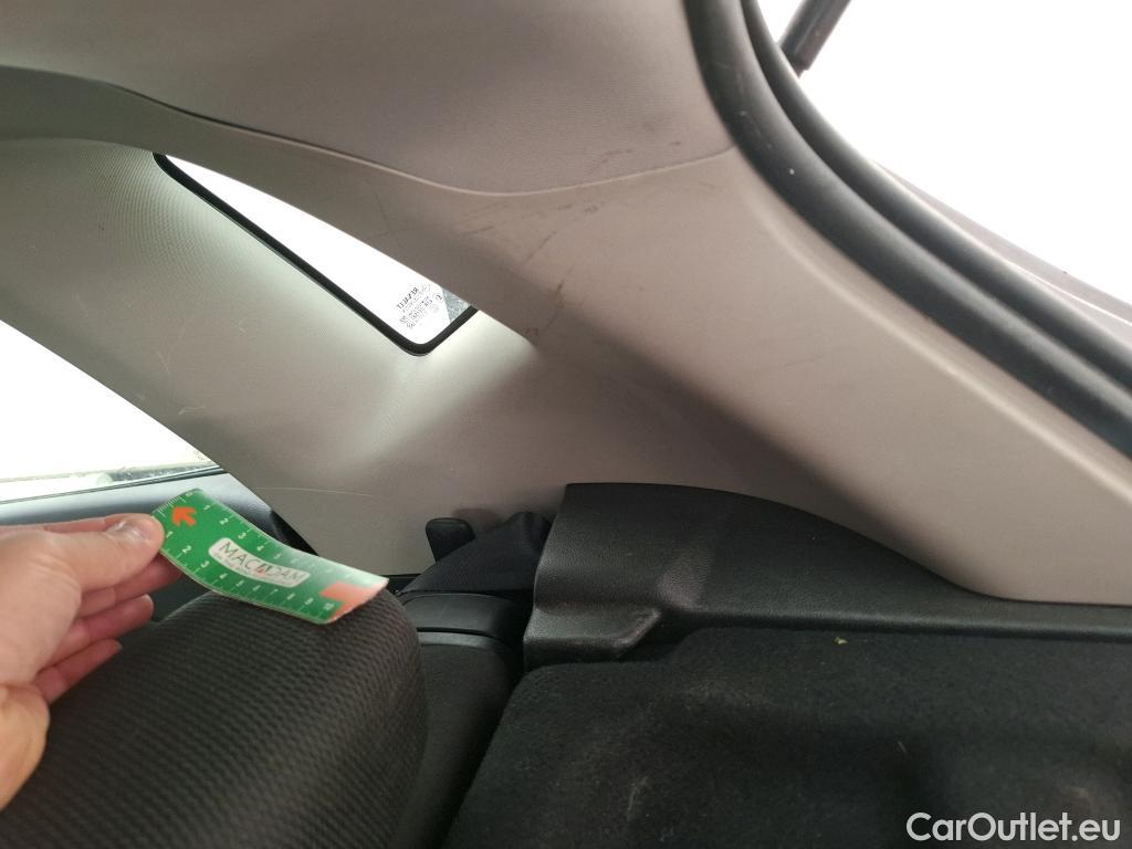  Renault  Captur  Business 0.9 TCe 90CV BVM5 E6 #45