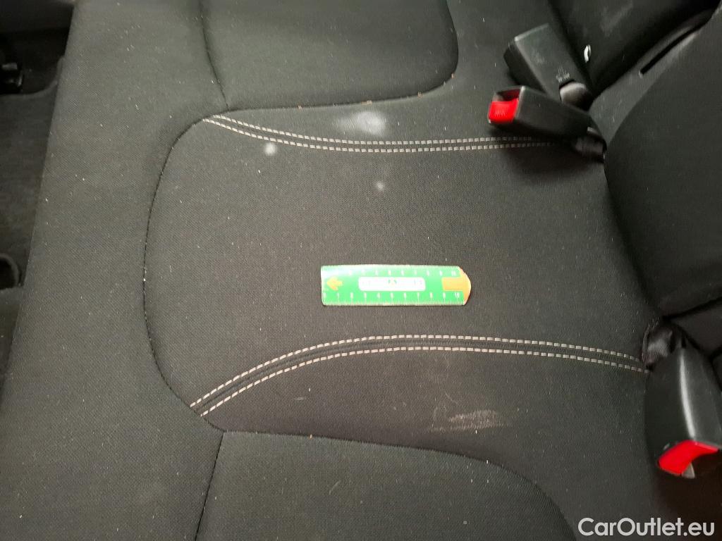  Renault  Captur  Business 0.9 TCe 90CV BVM5 E6 #50