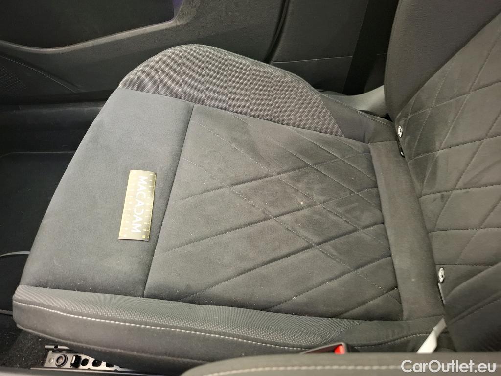  Volkswagen  Golf  VIII Berline Style 1st 1.5 TSI 130CV BVM6 E6d #14
