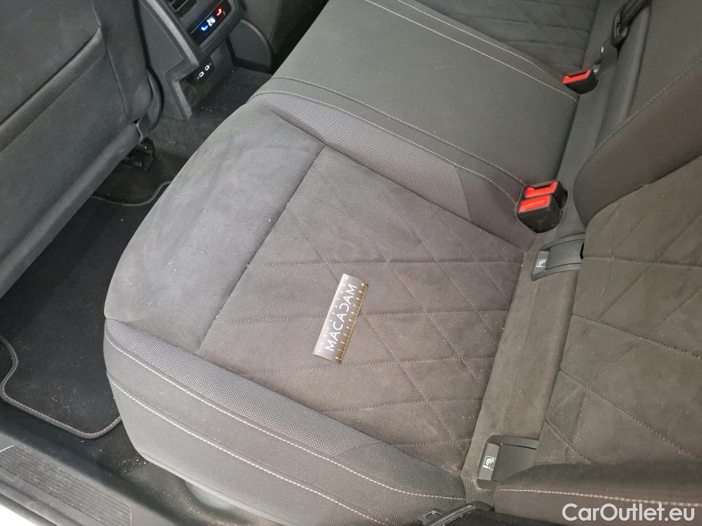  Volkswagen  Golf  VIII Berline Style 1st 1.5 TSI 130CV BVM6 E6d #16