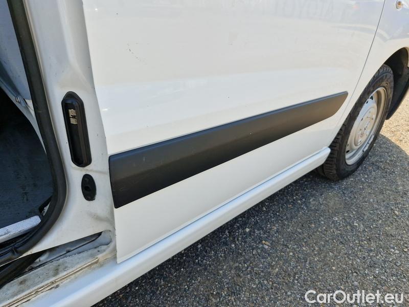  Toyota  Proace  (2013)  D4D128 L 1.2L2H2 #25