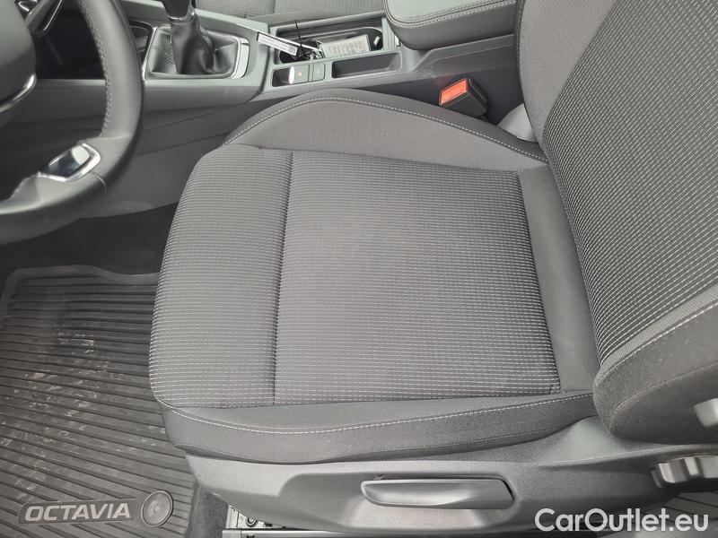  Skoda  Octavia  Combi (NX3)(2020) Oct.Combi 1.0TSI 81 Ambition #7