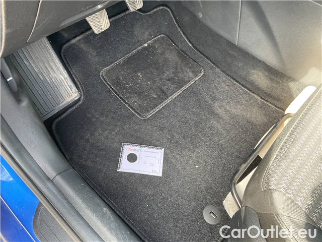  KIA  Cee'd Ceed SW 1.5 T-GDI 118 Top #2