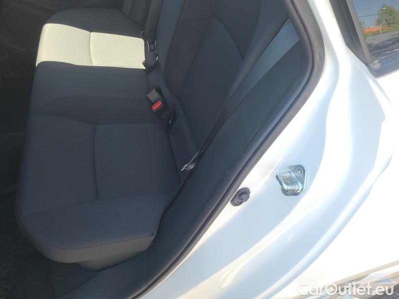  Toyota  Corolla  TouringSports (E21) (2019)  TS 1.8Hyb. Active AT #12