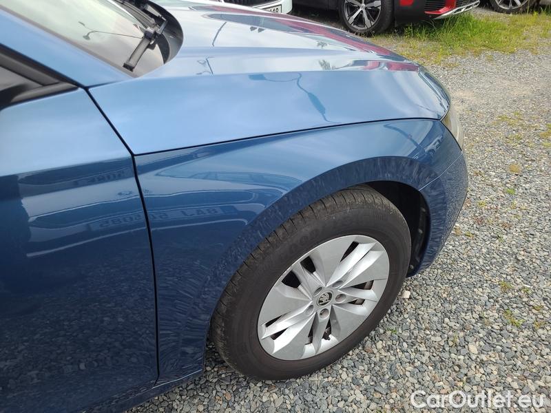  Skoda  Octavia  Combi (NX3)(2020) Oct.Combi 1.0TSI 81 Ambition #12