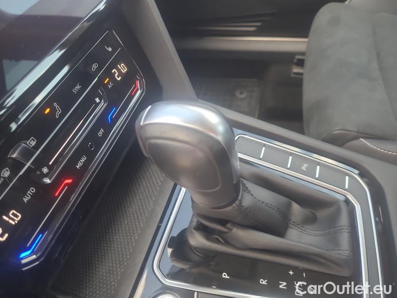  Volkswagen  Passat  Variant (CB5) (2019) Pas.Var.2.0TDI 110 Elegance AT #16