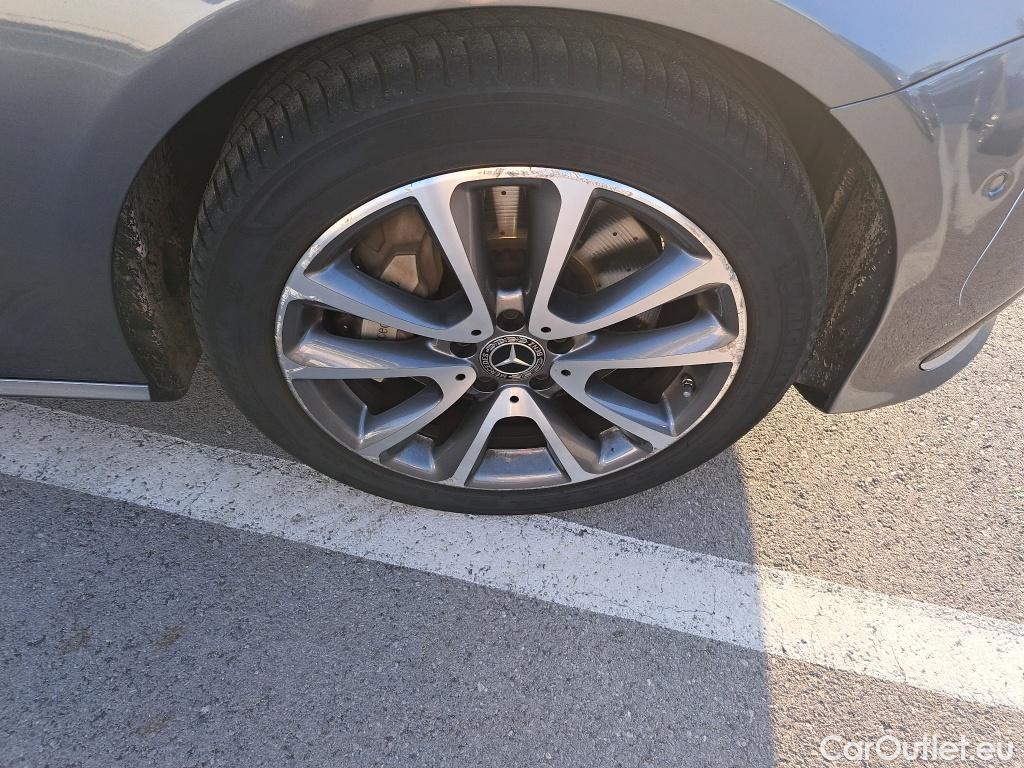  Mercedes  E-Klasse Clase E E 400 d 4Matic (213.023)Avantgarde 2.9 330CV AT9 E6d #13
