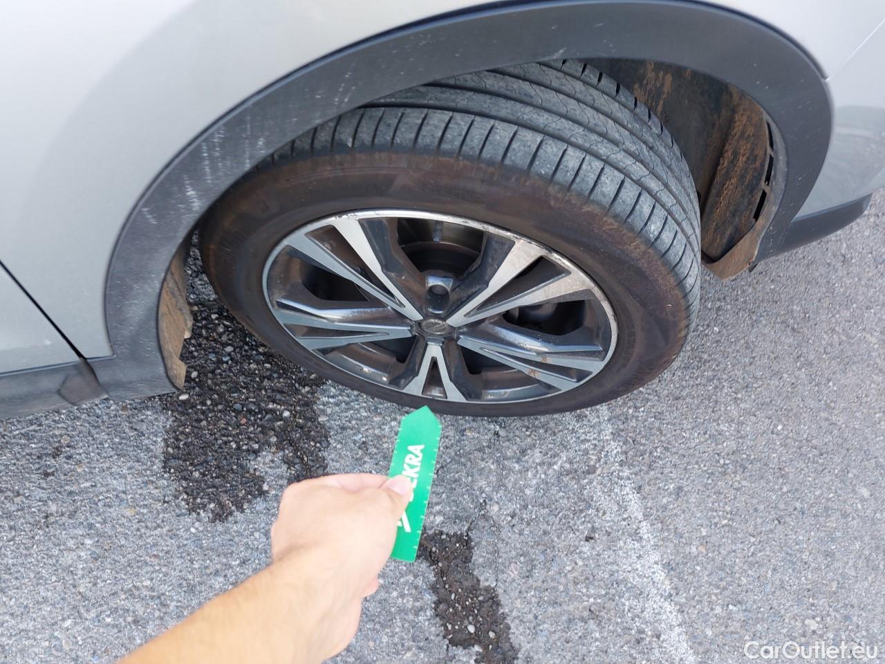  Nissan  Qashqai NISSAN  / 2017 / 5P / todoterreno DIG-T 103 kW (140 CV) E6D N-CONNECTA #20