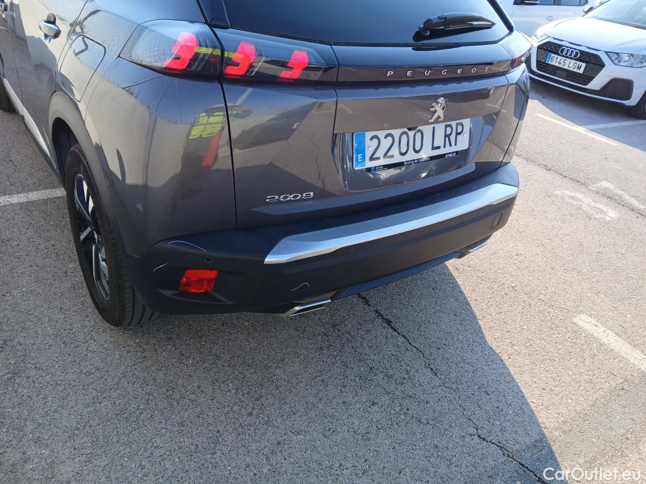  Peugeot  2008  Allure Pack 1.2 PureTech 130CV AT8 E6d #13