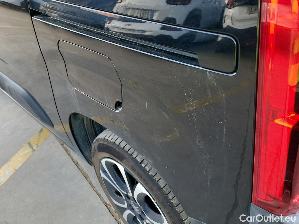  Citroen  Berlingo  Combi Shine M 1.5 BlueHDi 100CV MT6 E6d #36