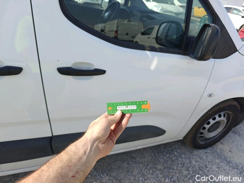  Citroen  Berlingo  Combi Live M 1.5 BlueHDi 100CV MT5 E6dT #24