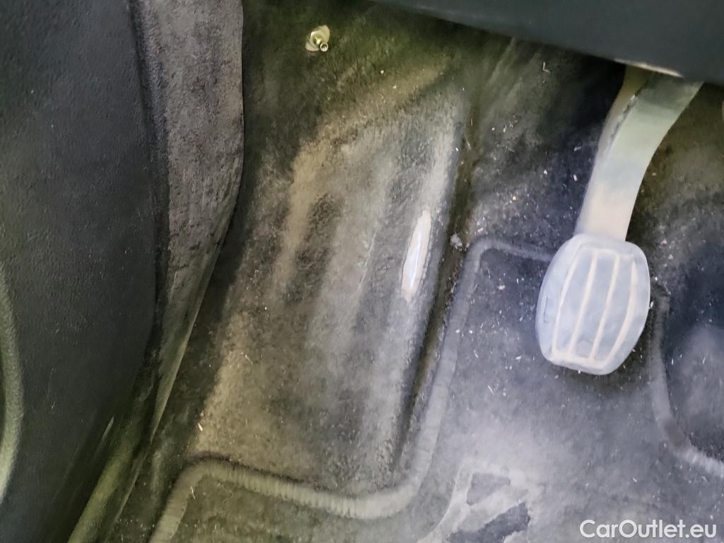  Citroen  Berlingo  Combi Shine M 1.5 BlueHDi 100CV MT6 E6d #15