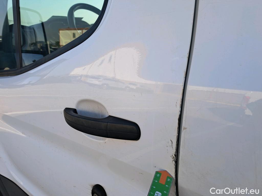  Ford  Transit FORD  VU 4p 6G combi 330 96kW L2H2 Mixta Trend Delantera #20