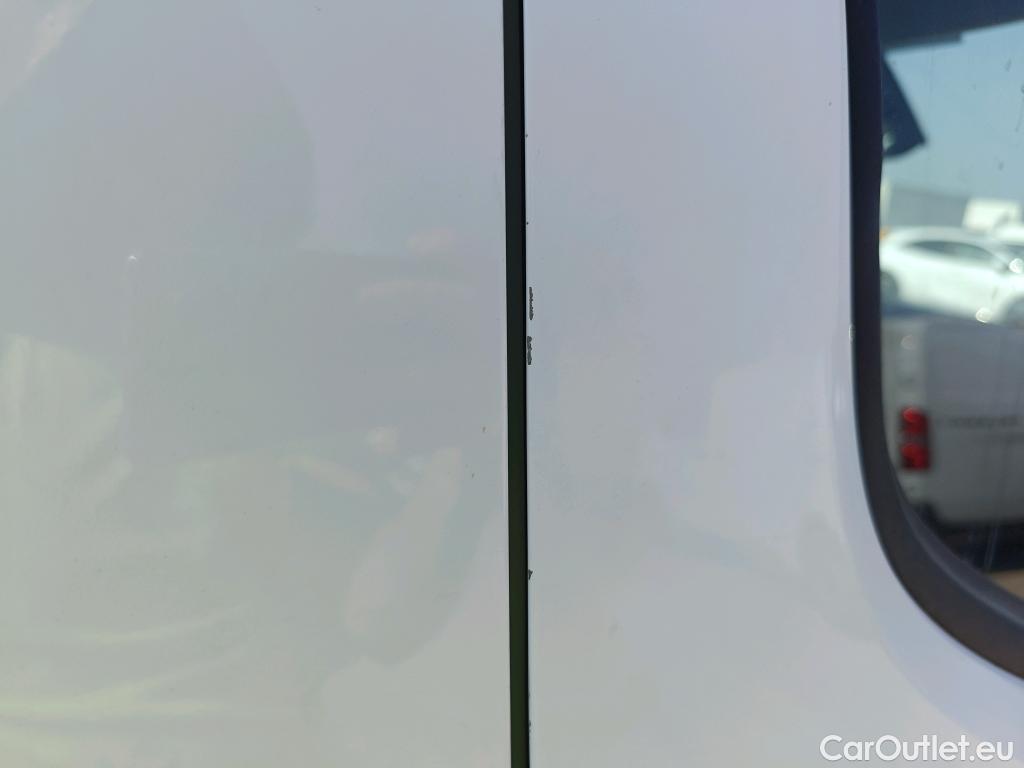  Citroen  Berlingo  Combi Live M 1.5 BlueHDi 100CV MT5 E6dT #27