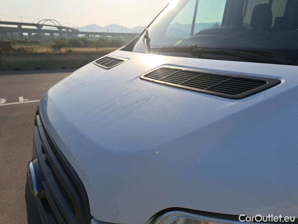  Ford  Transit FORD  VU 4p 6G combi 330 96kW L2H2 Mixta Trend Delantera #29