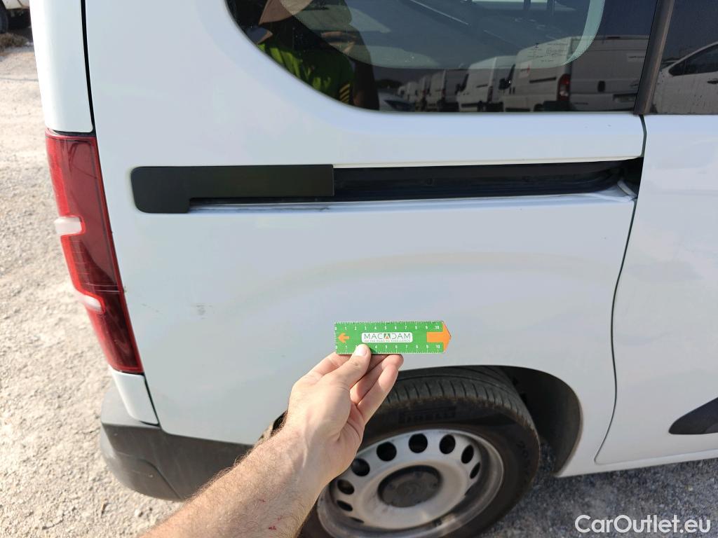  Citroen  Berlingo  Combi Live M 1.5 BlueHDi 100CV MT5 E6dT #3