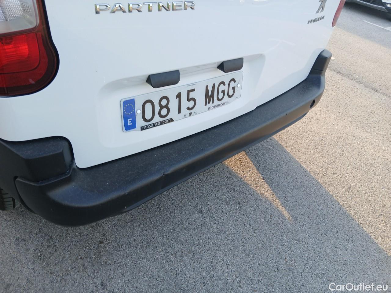  Peugeot  Partner PEUGEOT  / 2018 / 4P / furgón derivado de turismo Standard 600kg BlueHDi 73kW #17