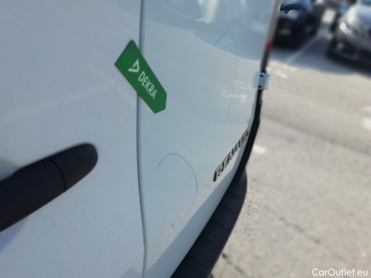  Renault  Kangoo  II Furgón Professional 1.5 dCi 95CV MT6 E6dT #17