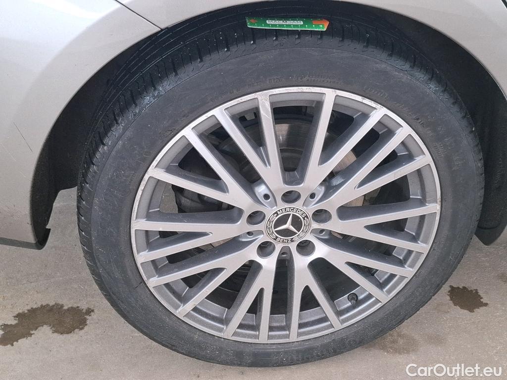  Mercedes  CLA-Klasse MERCEDES-BENZ CLA Shooting Brake / 2019 / 5P / Break CLA 200 d Business Line BA8 #24