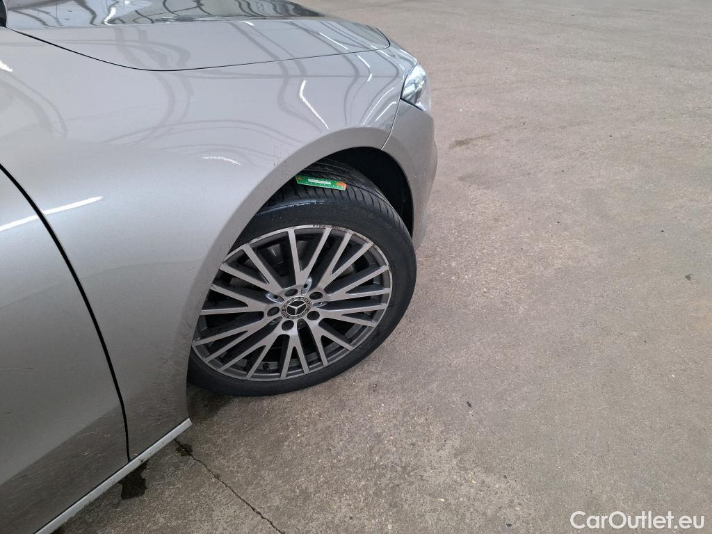  Mercedes  CLA-Klasse MERCEDES-BENZ CLA Shooting Brake / 2019 / 5P / Break CLA 200 d Business Line BA8 #30