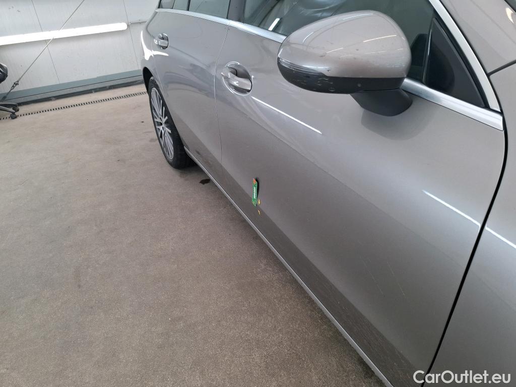  Mercedes  CLA-Klasse MERCEDES-BENZ CLA Shooting Brake / 2019 / 5P / Break CLA 200 d Business Line BA8 #47