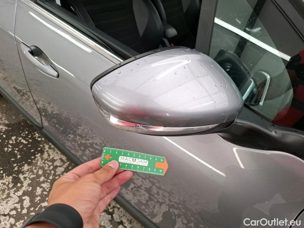  Peugeot  2008  Allure 1.2 PureTech 110CV BVA6 E6dT #33