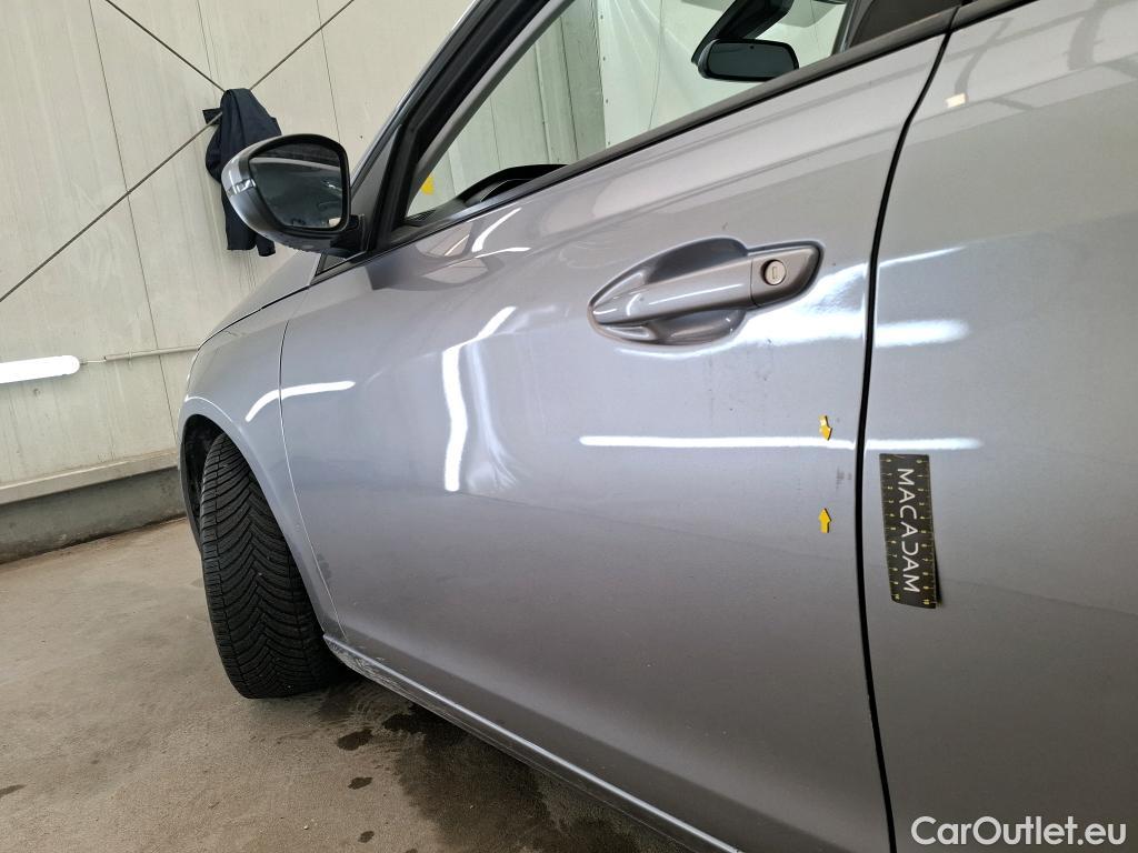  Peugeot  308 PEUGEOT  / 2017 / 5P / Berline Puretech 110 S&S Active Business #20