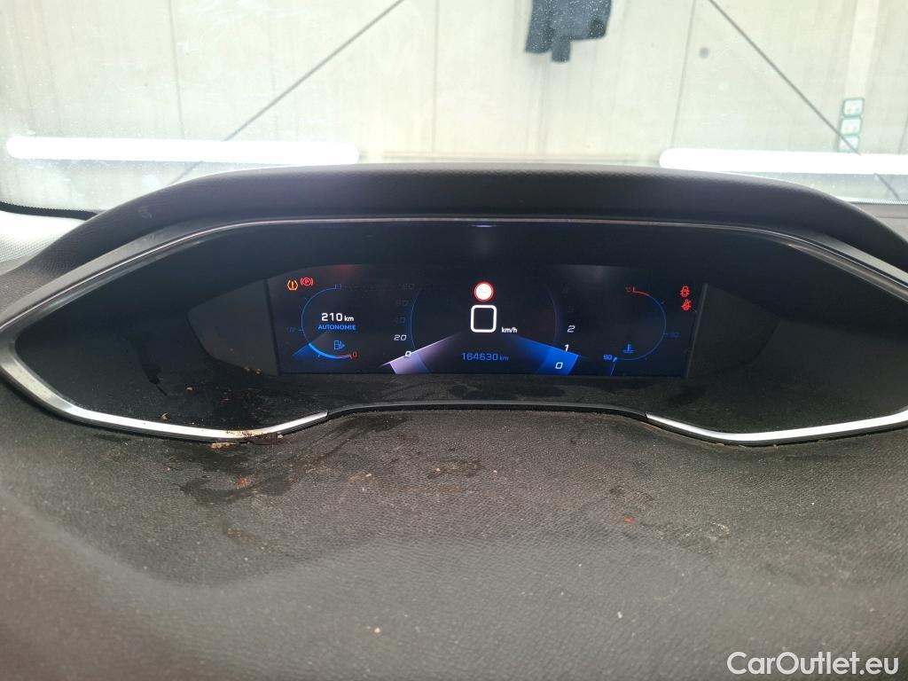  Peugeot  308 PEUGEOT  / 2017 / 5P / Berline Puretech 110 S&S Active Business #81