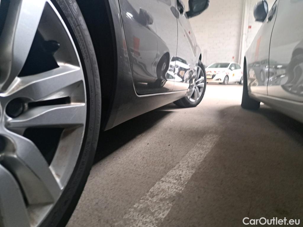  Peugeot  308  Active Business 1.5 HDi 130CV BVM6 E6d #17