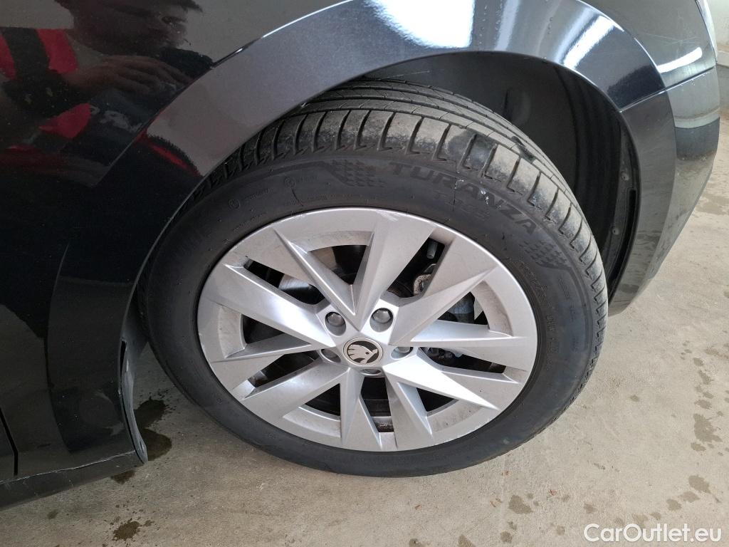  Skoda  Octavia  Lim. Style 2.0 TDI 150CV BVA7 E6d #6