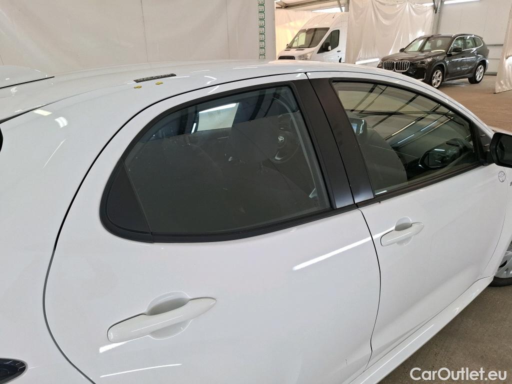  Toyota  Yaris TOYOTA  Hybride / 2019 / 5P / Berline Hybride 116h France Business Stage Acad #24
