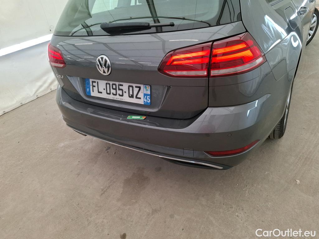  Volkswagen  Golf  VOLKSWAGEN SW / 2017 / 5P / Break 1.0 TSI 115 Confortline Business #1