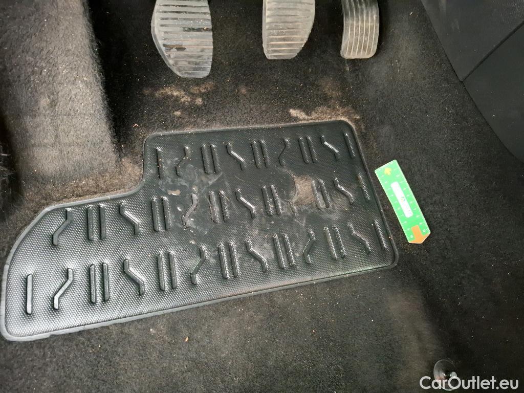  Citroen  Berlingo CITROEN  VU 3p Fourgonnette VTi 95 BVM Confort M #10