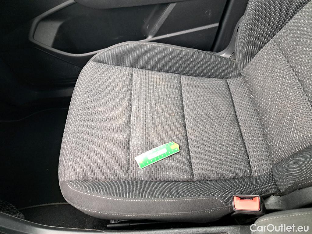  Volkswagen  Touran  Confortline Business BMT/Start-Stop 1.6 TDI 115CV BVM6 E6 #1
