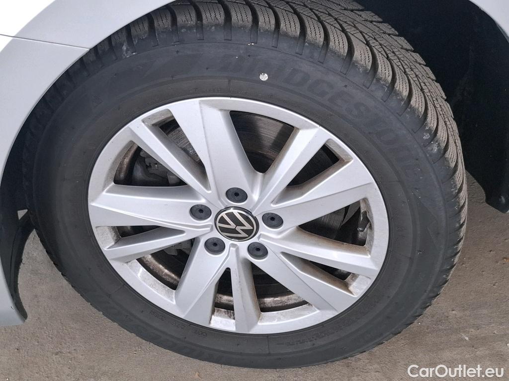  Volkswagen  Touran  United Start-Stop 2.0 TDI 115CV BVM6 E6dT #9