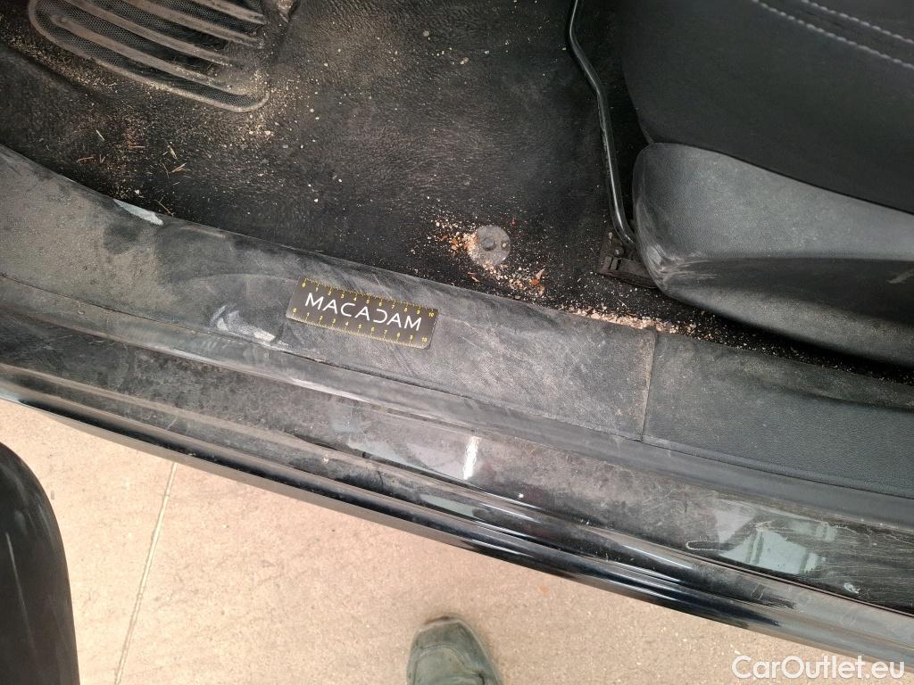  Peugeot  208  Affaire Premium Pack 1.6 HDi 75CV BVM5 E6 #21