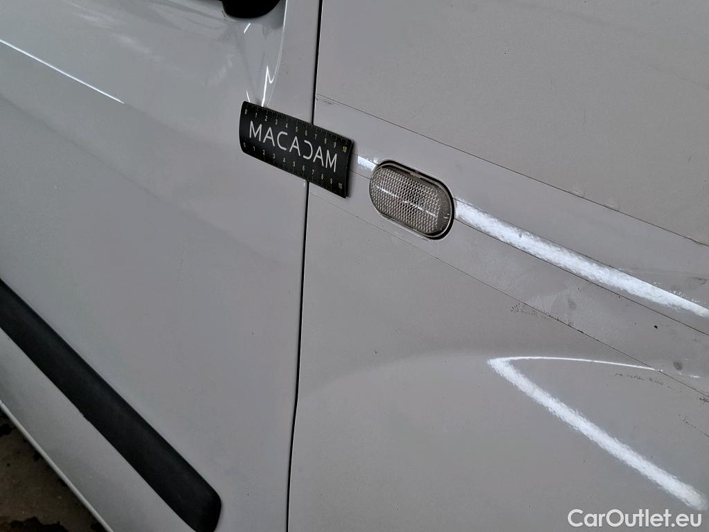  Renault  Kangoo  Express Extra (Série Spéciale) 1.5 dCi 75CV BVM5 E6 #38