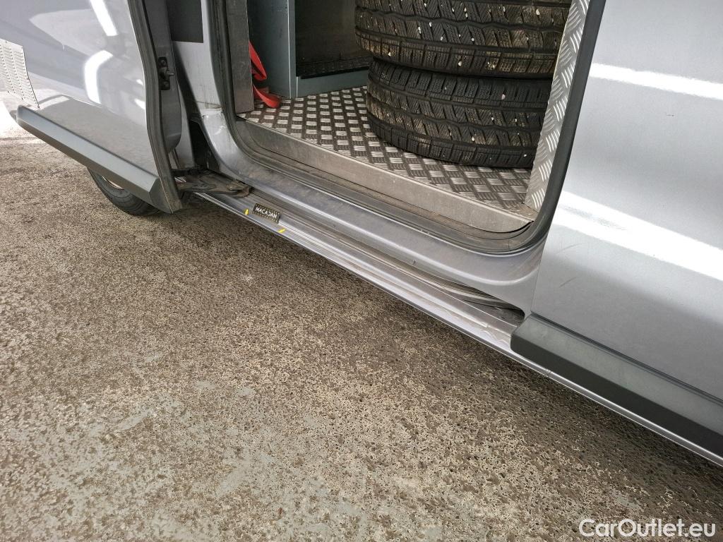  Peugeot  Expert PEUGEOT  / 2016 / 4P / Fourgon tôlé 1.5 BLUEHDI 120 S&S STANDARD Asphalt #3