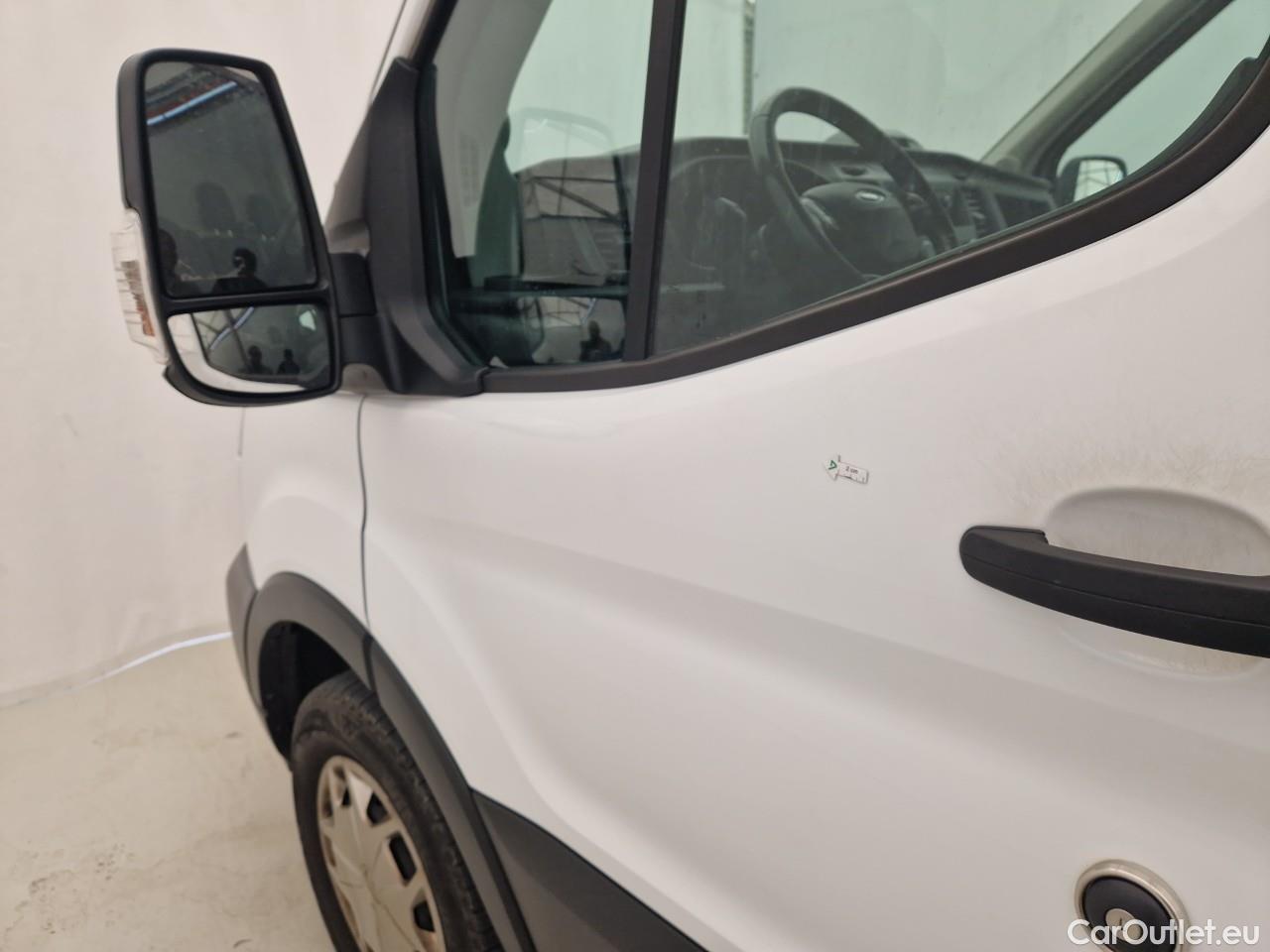  Ford  Transit 2.0L EcoBlue 130PS Trend RWD H3 350 L4 #1