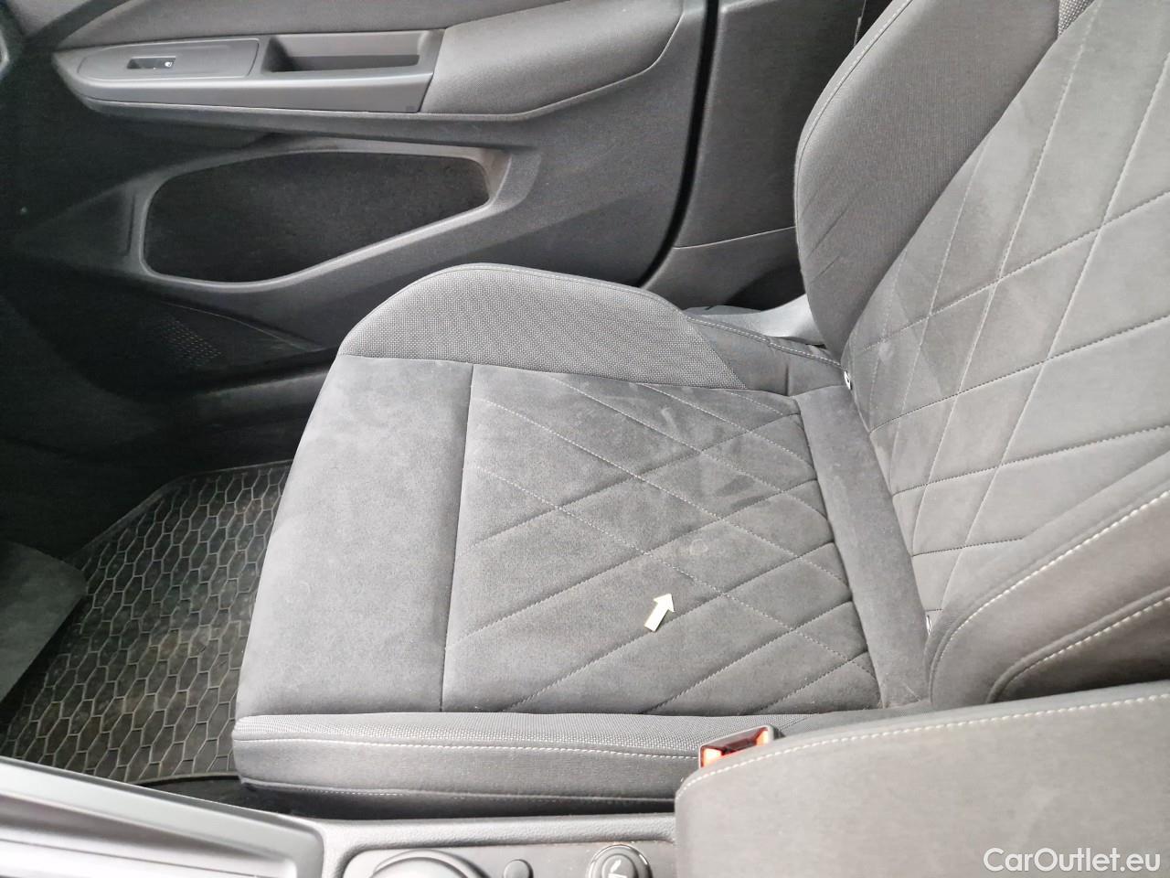  Volkswagen  Golf  2.0 TDI 150CP STYLE DSG #36