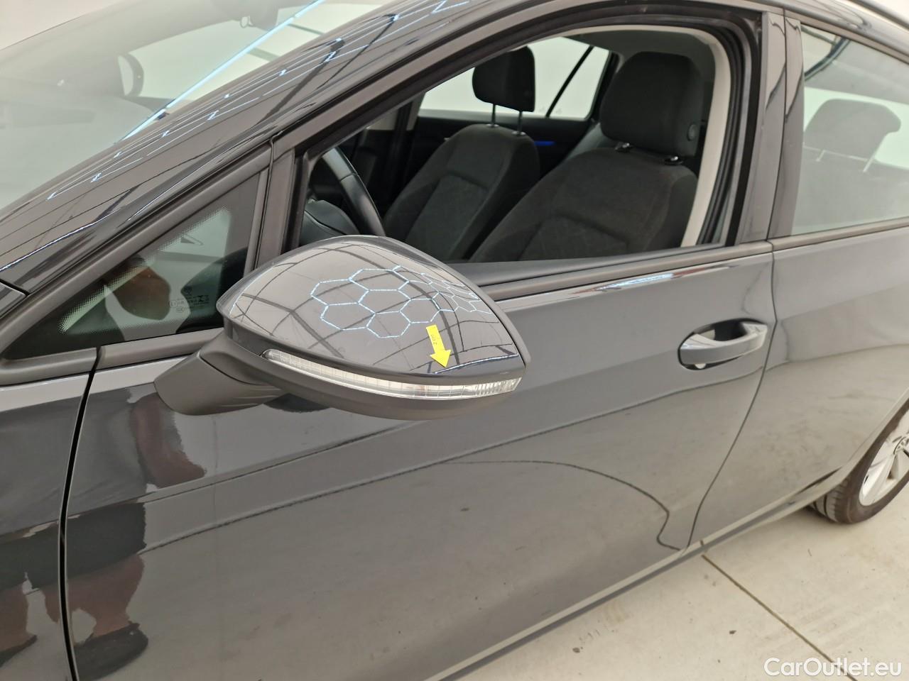  Volkswagen  Golf  2.0 TDI 116HP DSG Life Variant #6