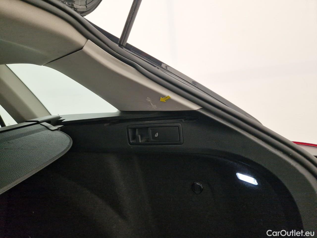  Volkswagen  Golf  2.0 TDI 116HP DSG Life Variant #57
