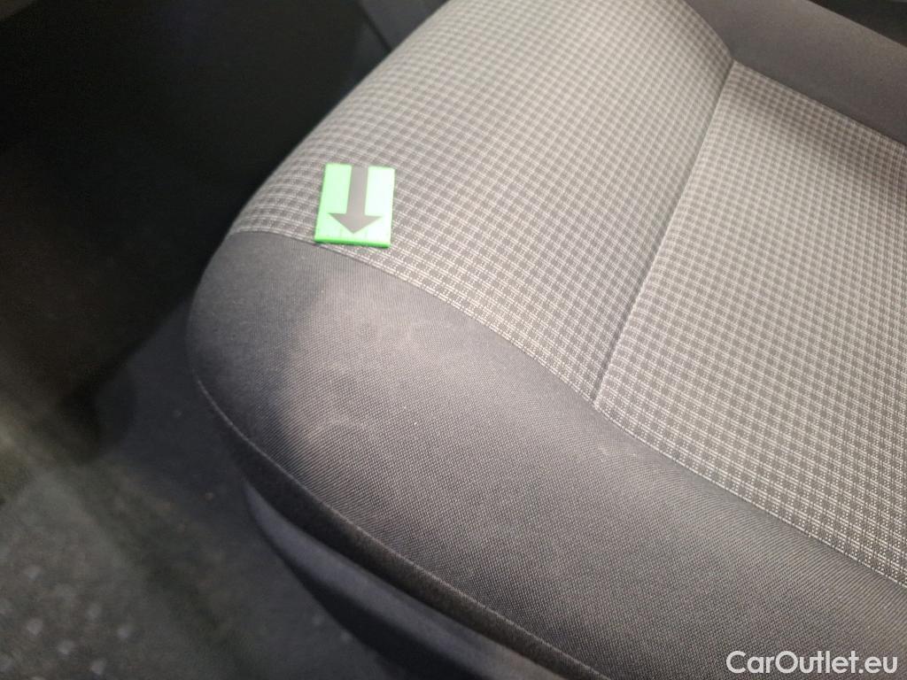  Volkswagen  Transporter KR 2.0 TDI 81KW #26
